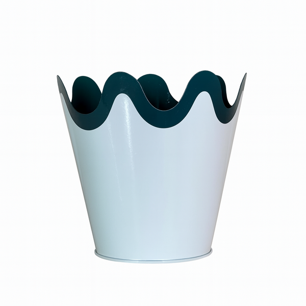 Small Scallop Planter - Gray