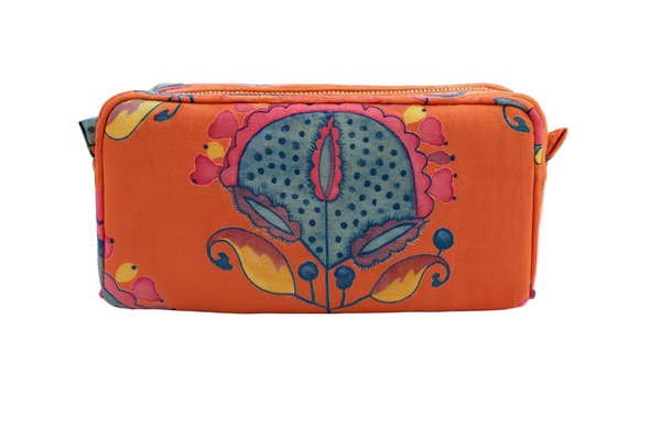 Stella Gold Zipper Cosmetic Bag